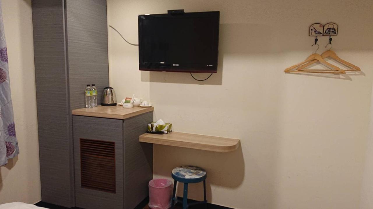 Wan Tai Hotel Chiayi City Exteriör bild