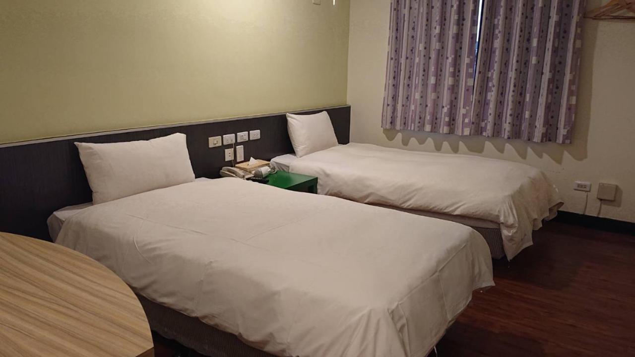 Wan Tai Hotel Chiayi City Exteriör bild