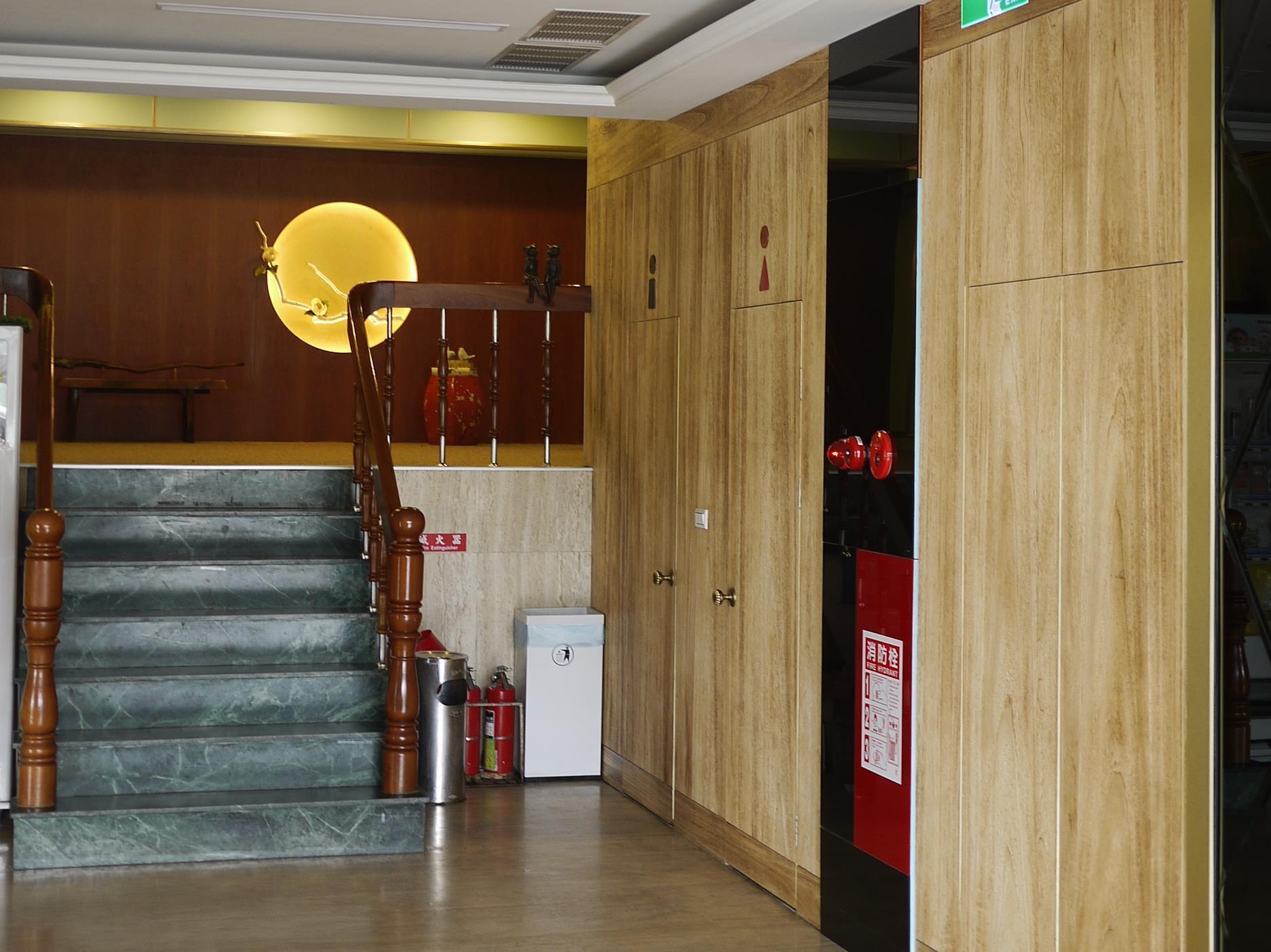 Wan Tai Hotel Chiayi City Exteriör bild