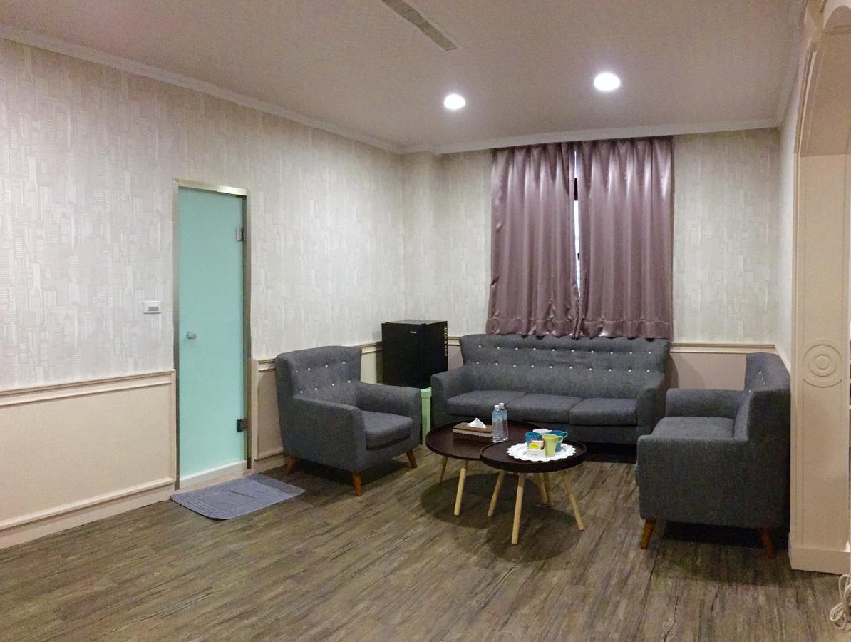 Wan Tai Hotel Chiayi City Exteriör bild
