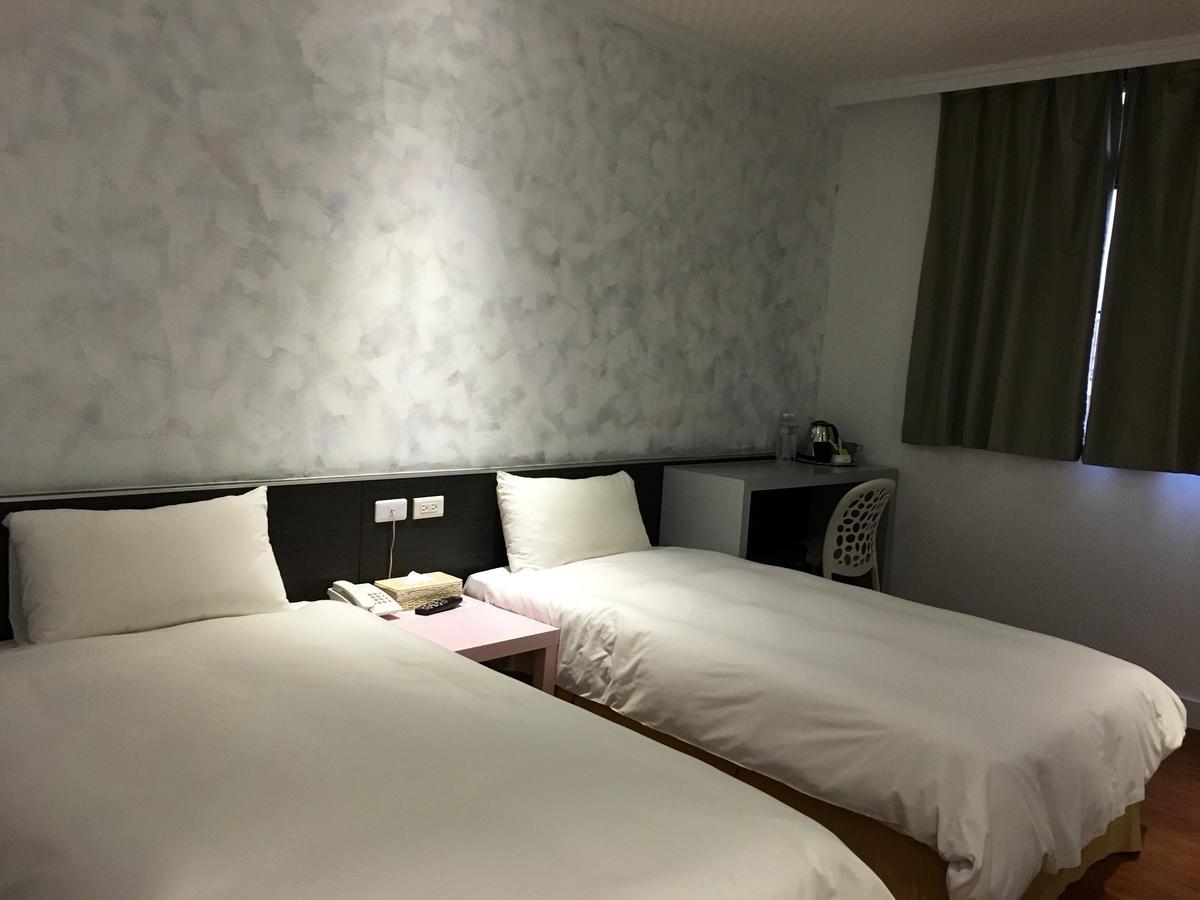 Wan Tai Hotel Chiayi City Exteriör bild